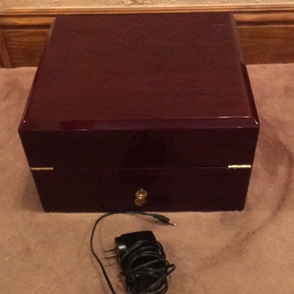 - Rapport Quattro Automatic Watch Winder in mahogany see video-3 out of 4 work. - Picture 7 of 10